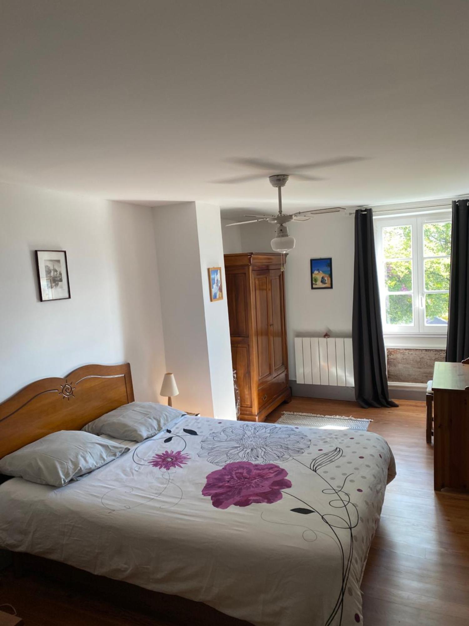 Les Agapanthes Bed & Breakfast Vaux-en-Beaujolais Exterior photo